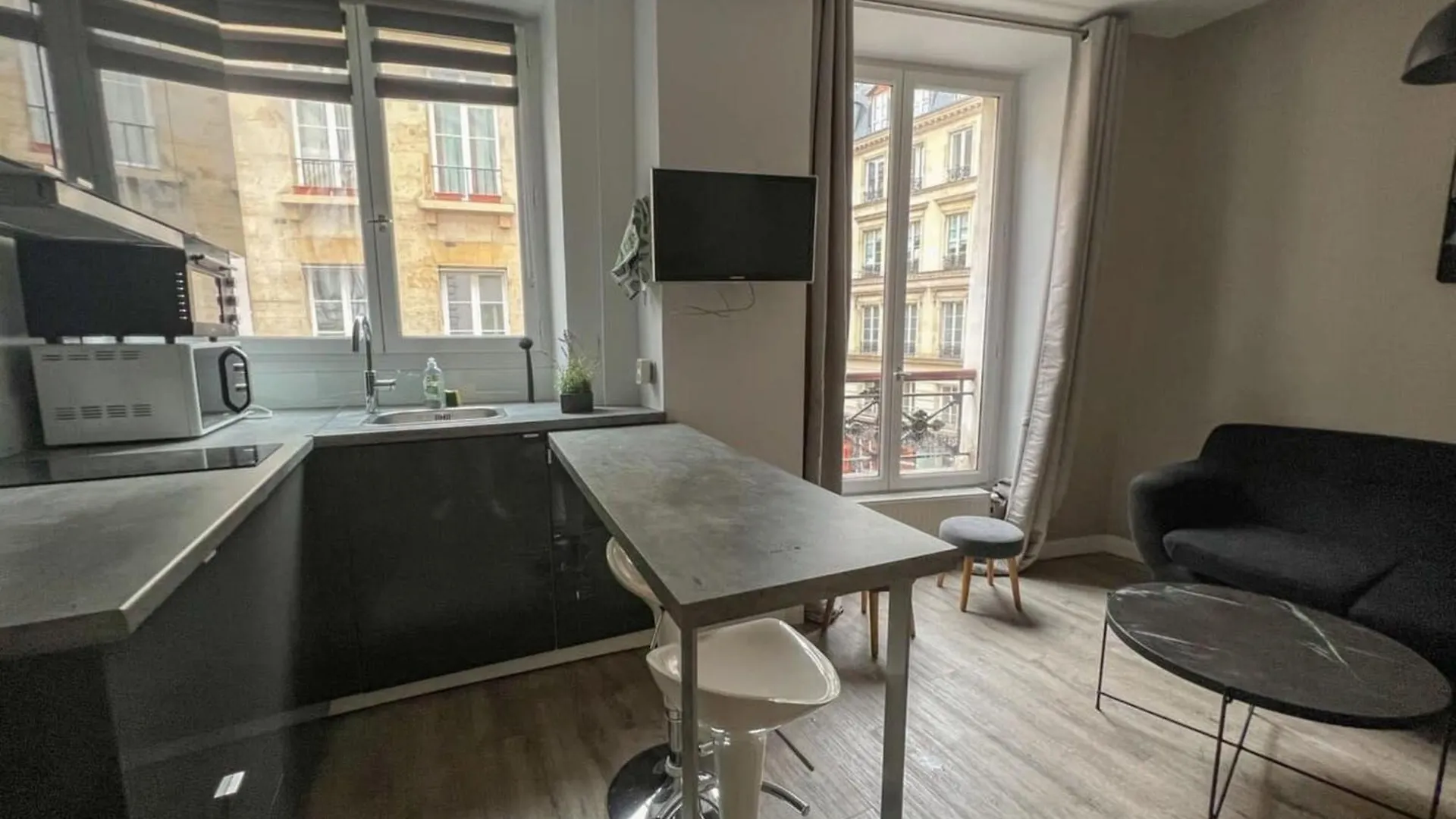 Flexliving - Beautiful 2-Room Apartment - Chaussee D'Antin - Paris 09