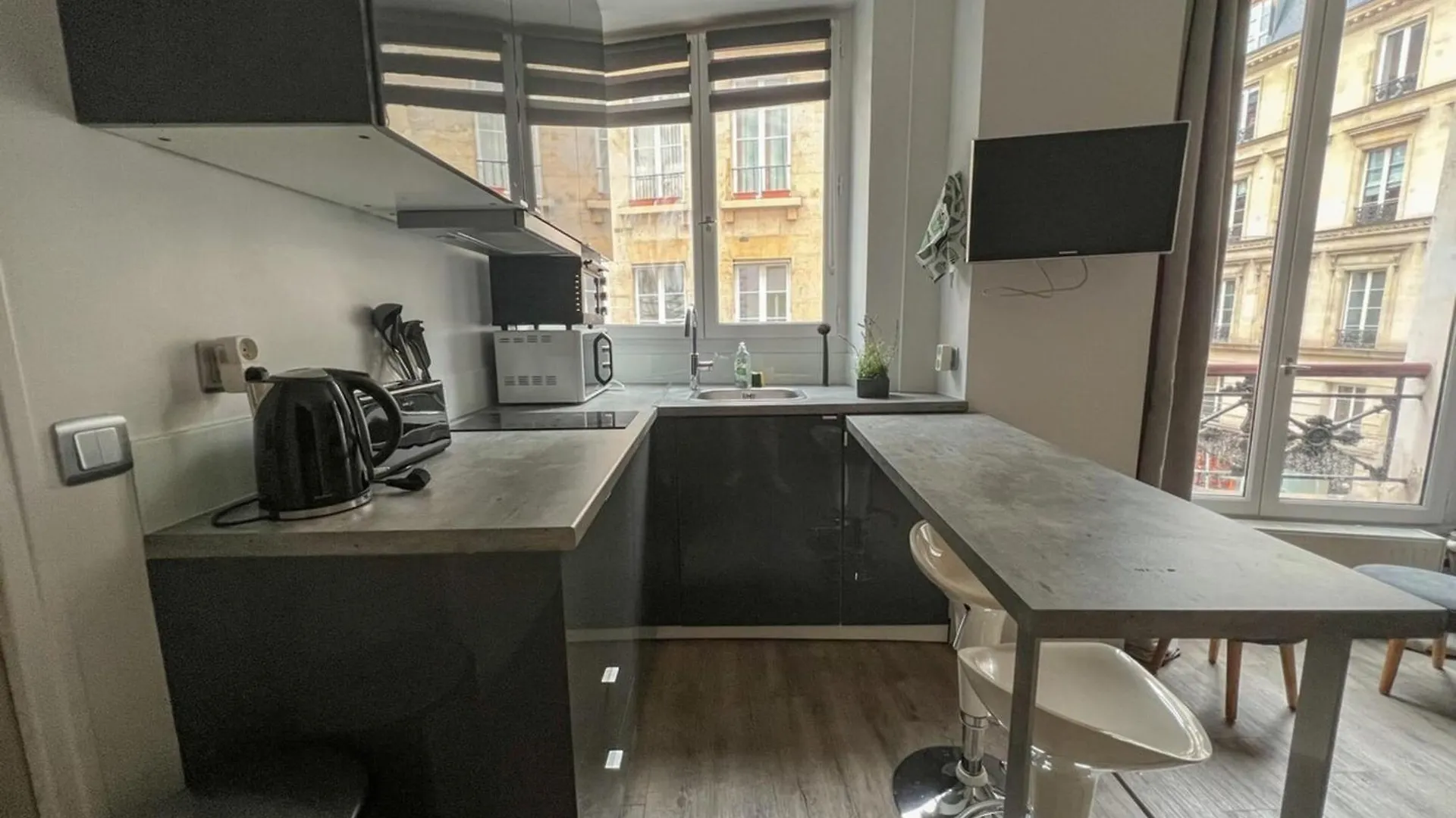 Flexliving - Beautiful 2-Room Apartment - Chaussee D'Antin - Paris 09 Fransa